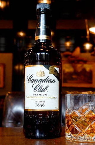 CANADIAN CLUB WHISKY