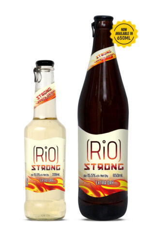 RIO STRONG EXTRA DRY FIZZY WINE