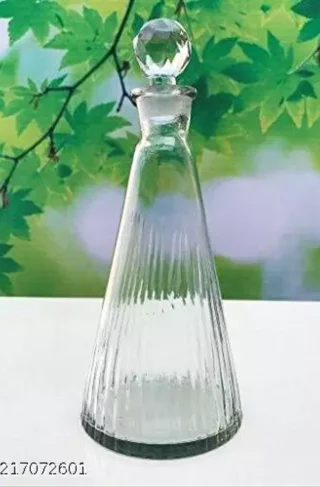 Crystal Clear Glass Antique Wine Decanter for Liquor (Large)